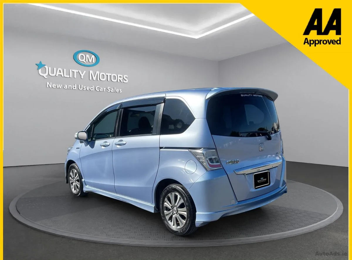 2014 Honda Freed – photo 5