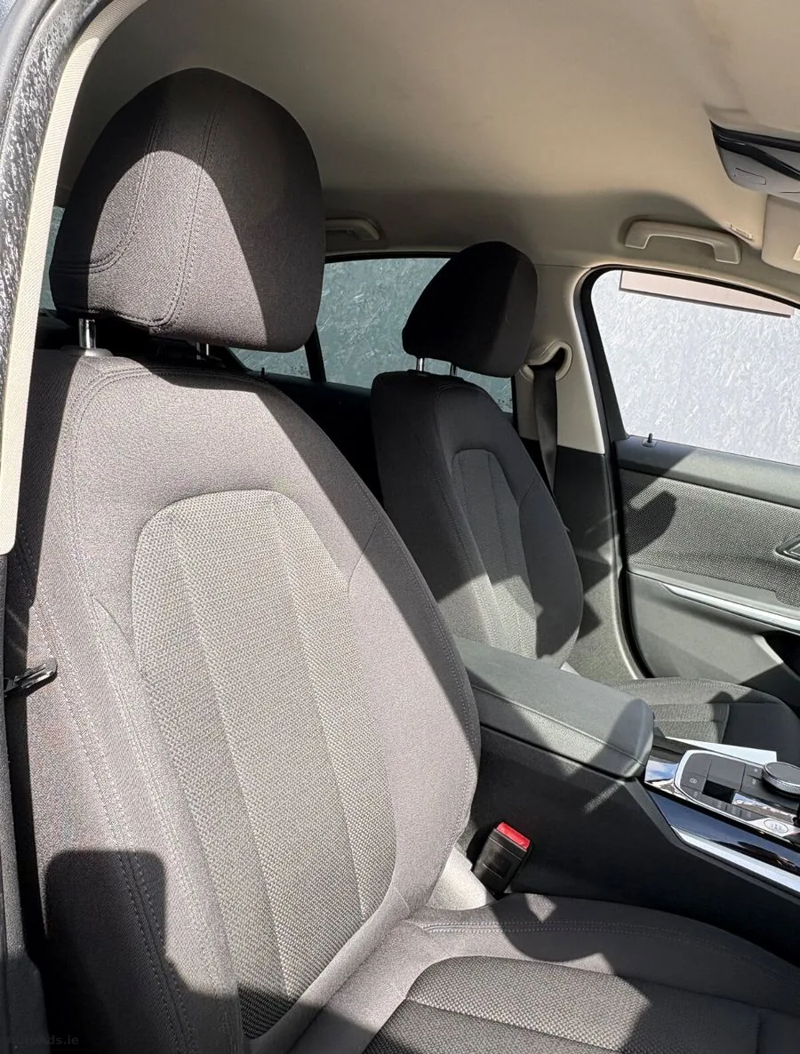 2020 BMW 3-Series – photo 6