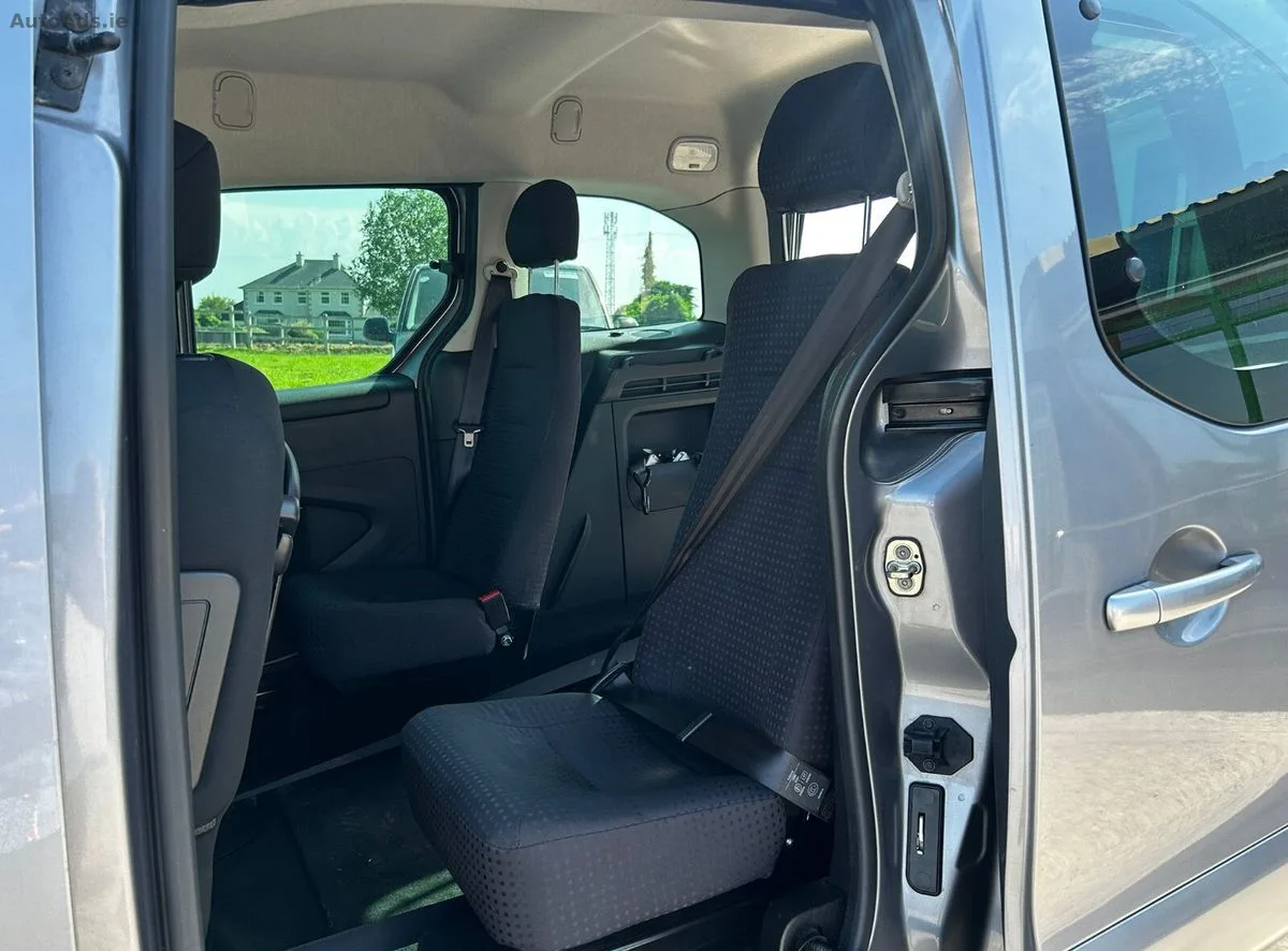 2017 Peugeot Partner Tepee – photo 10