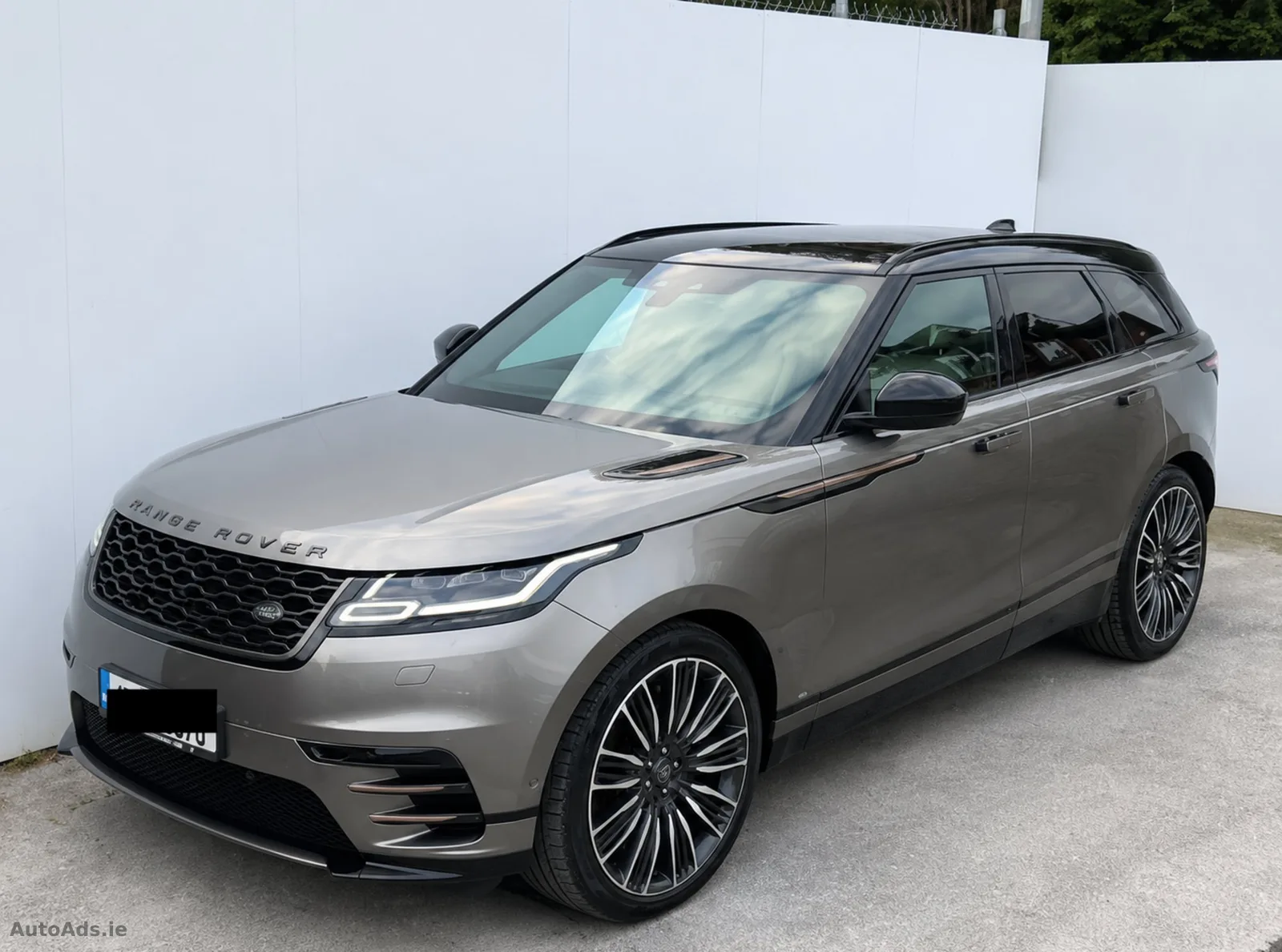 2017 Land Rover Range Rover Velar – photo 3