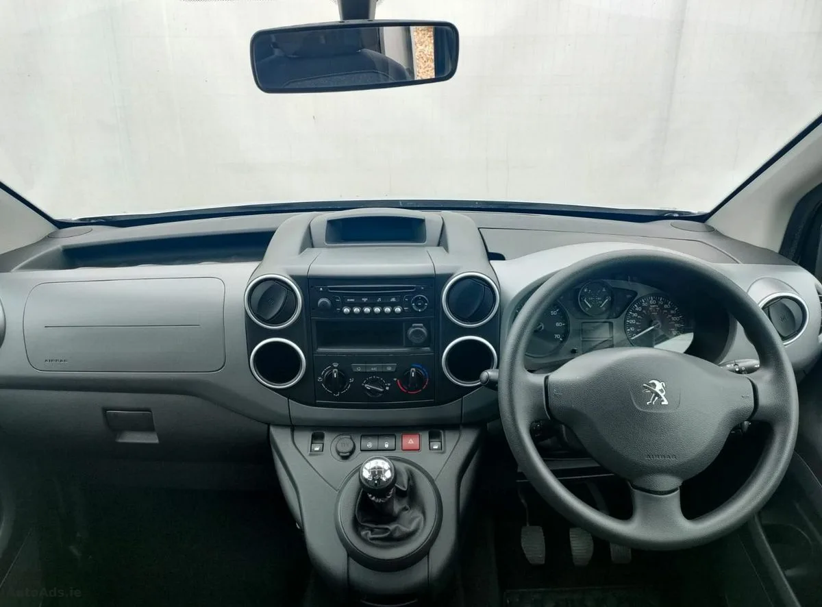 2018 Peugeot Partner – photo 12