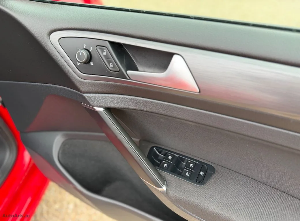 2017 Volkswagen Golf – photo 12