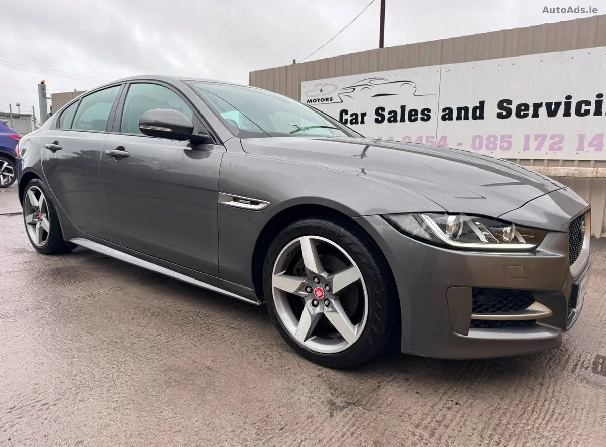2017 Jaguar XE – photo 11