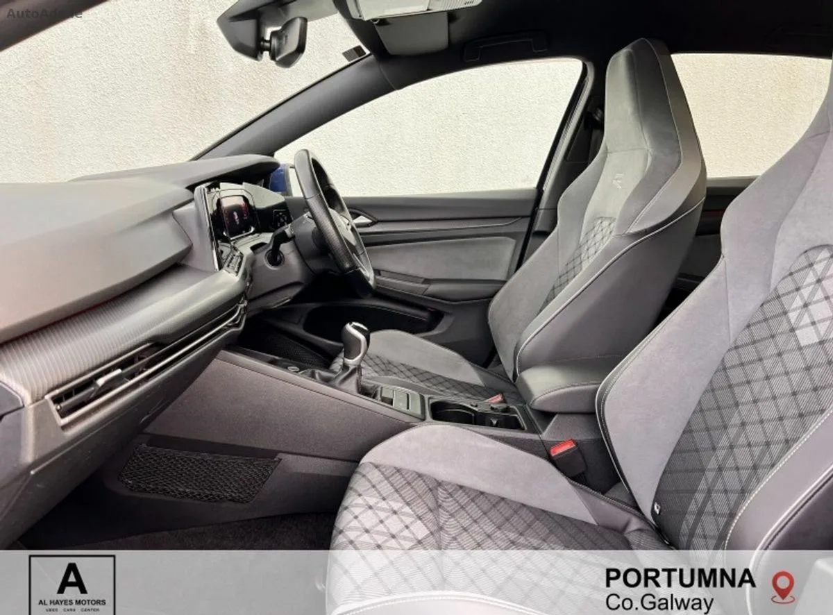 2022 Volkswagen Golf – photo 4