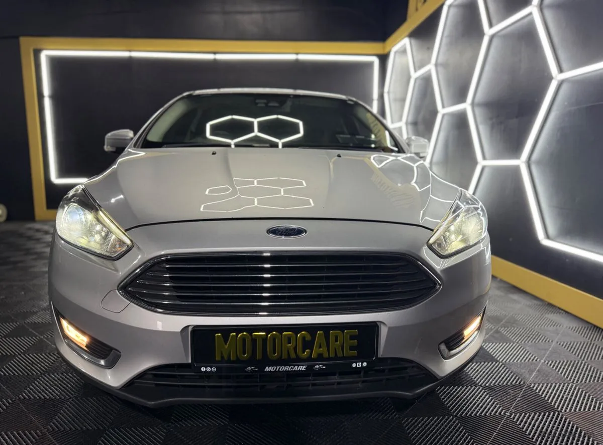 2017 Ford Focus – photo 9