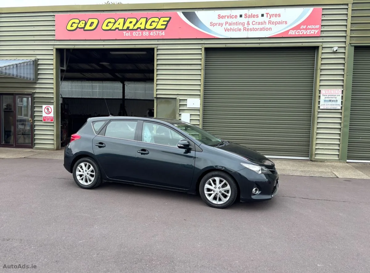 2014 Toyota Auris – photo 5