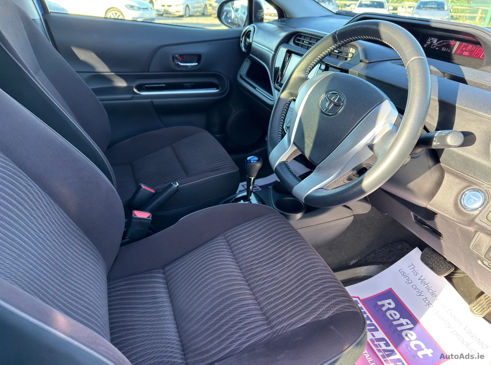 2015 Toyota Aqua – photo 10