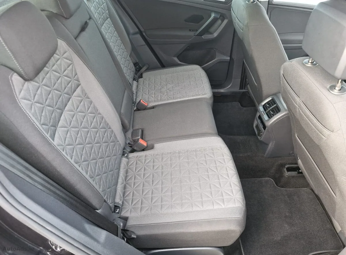 2023 Volkswagen Tiguan – photo 16