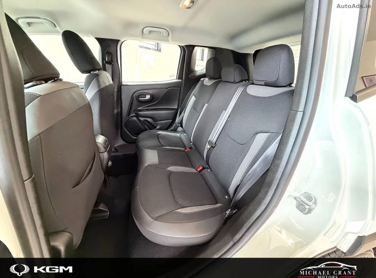 2024 Jeep Renegade – photo 18