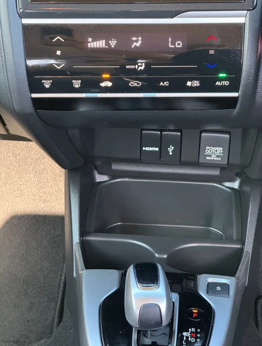 2018 Honda Fit – photo 18