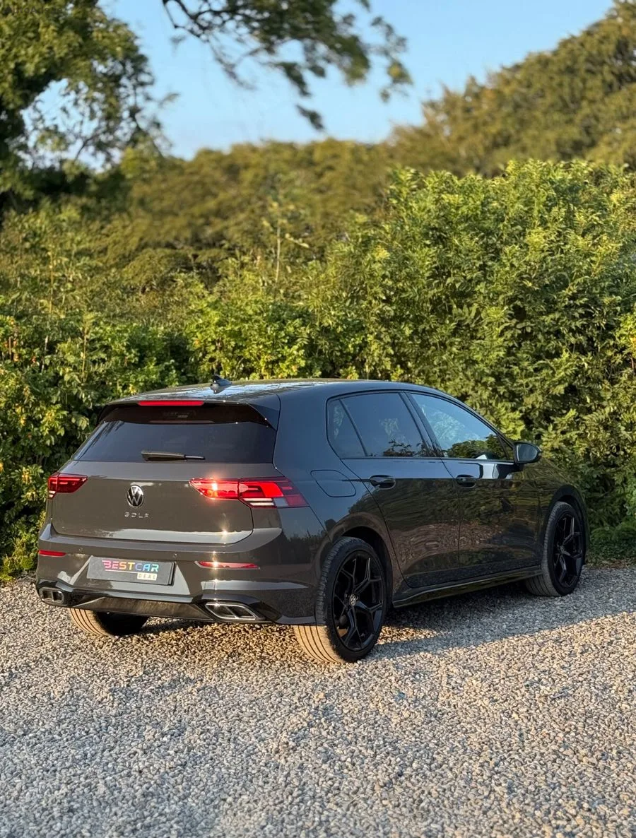2023 Volkswagen Golf – photo 18