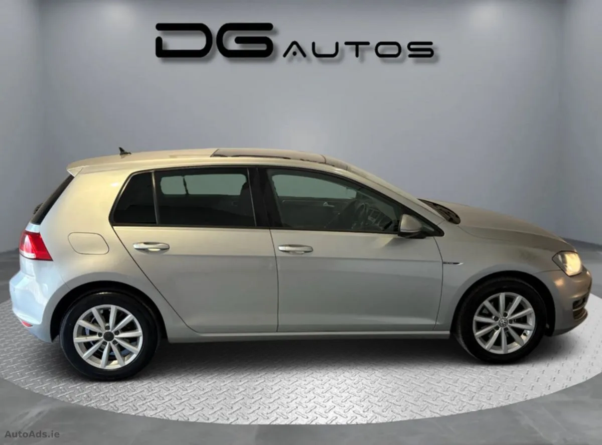 2016 Volkswagen Golf – photo 2