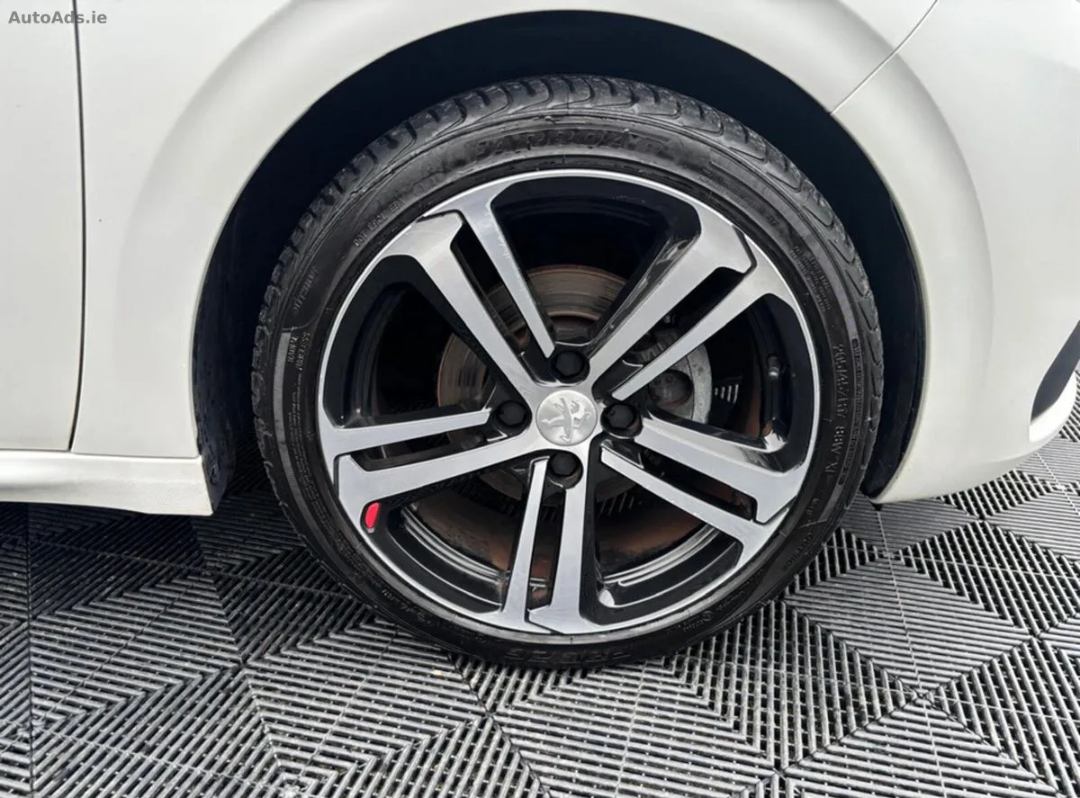 2016 Peugeot 208 – photo 3