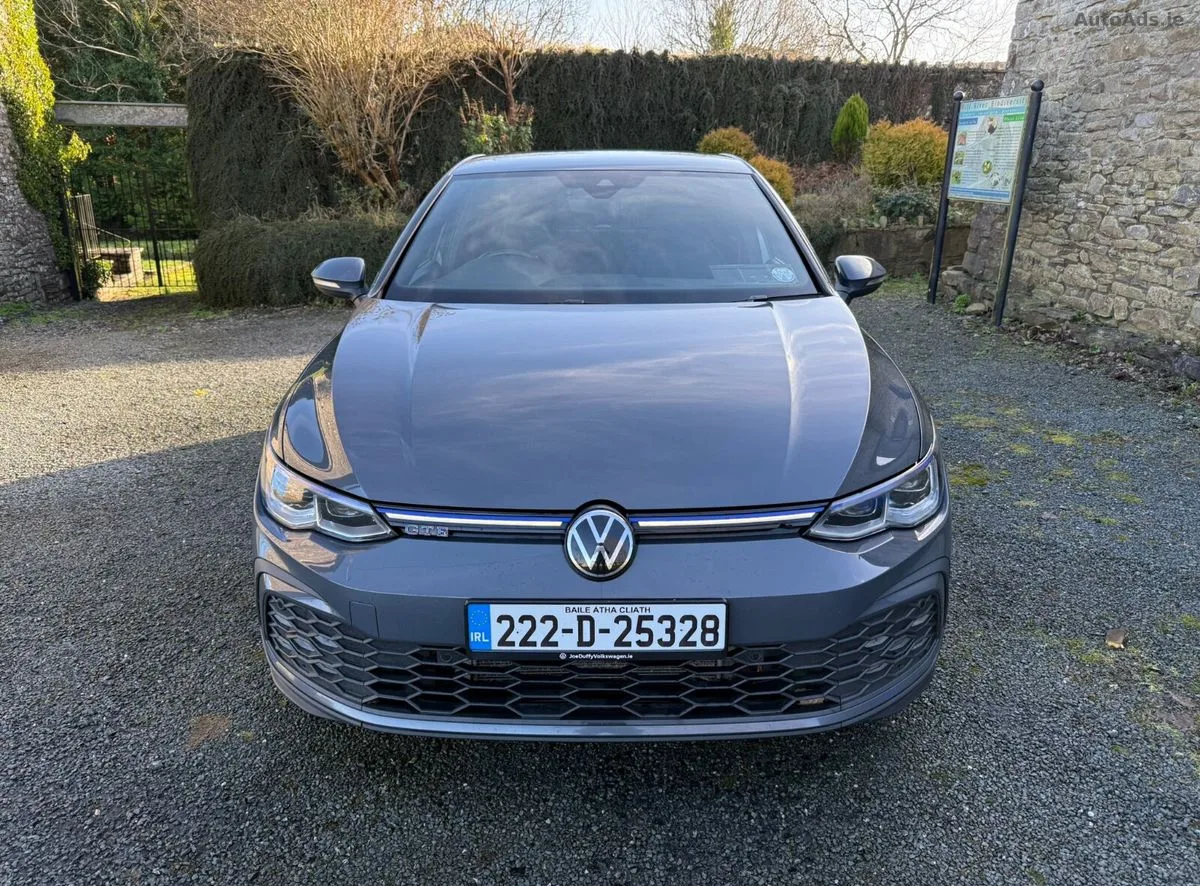 2022 Volkswagen Golf – photo 3