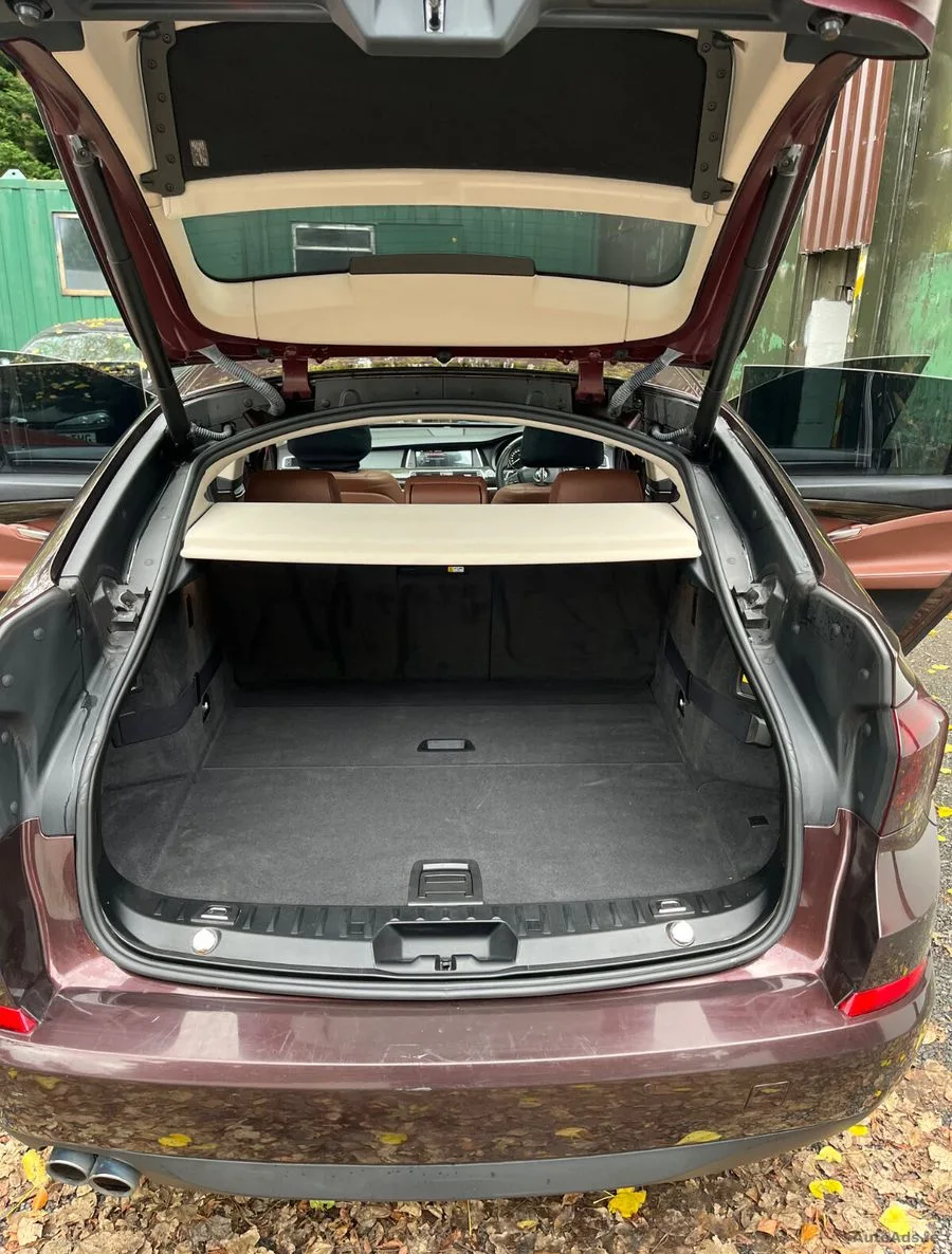 2015 BMW 5-Series – photo 17