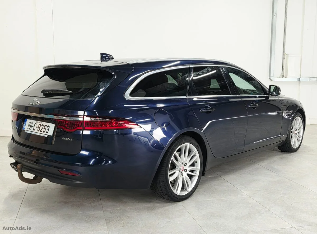 2019 Jaguar XF – photo 8
