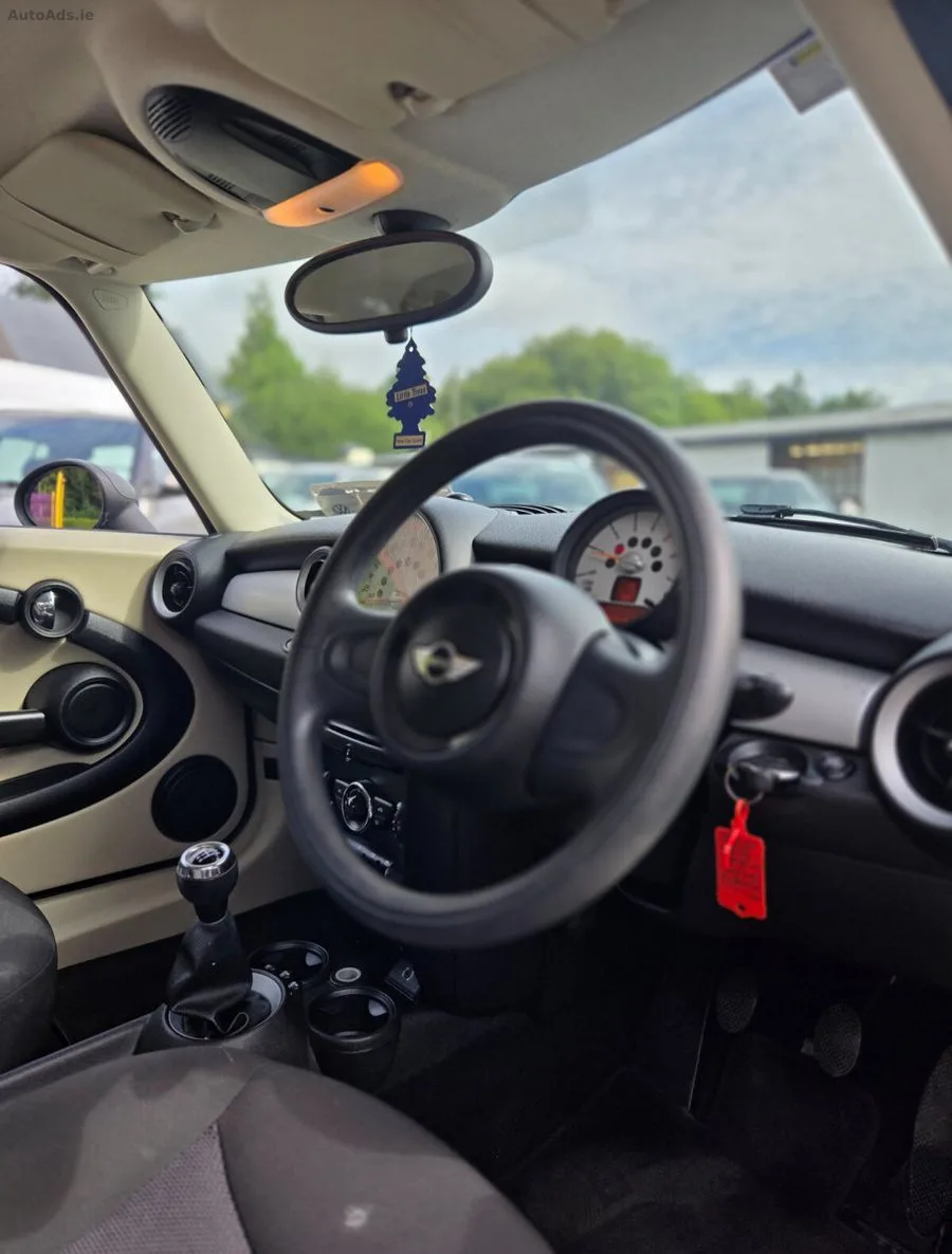 2014 Mini One – photo 13