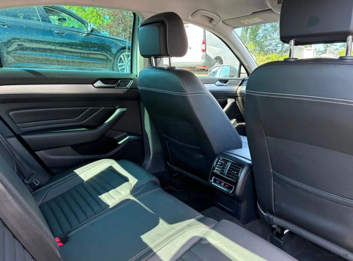 2022 Volkswagen Passat – photo 6