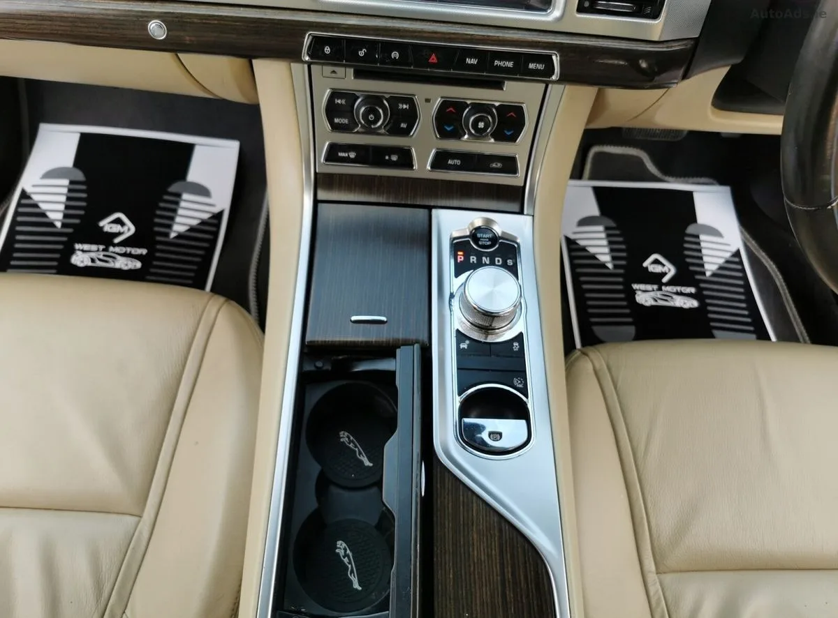 2011 Jaguar XF – photo 14