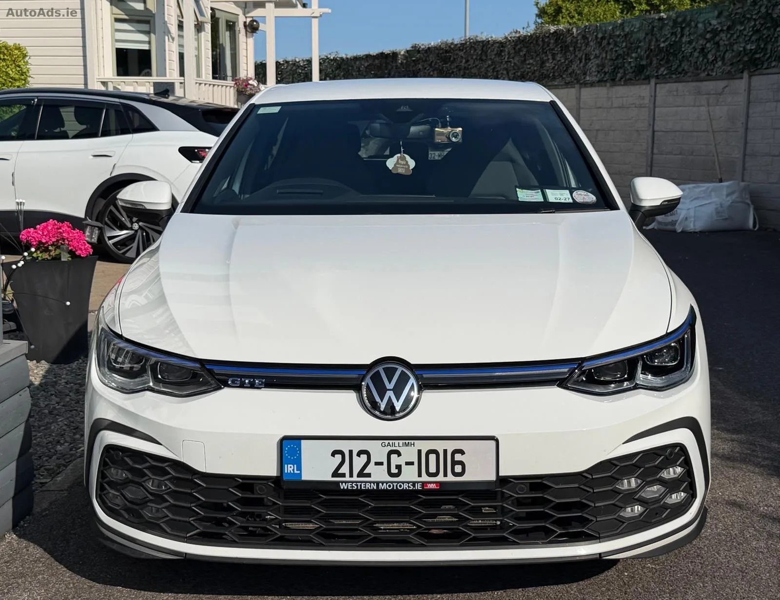 2021 Volkswagen Golf – photo 1
