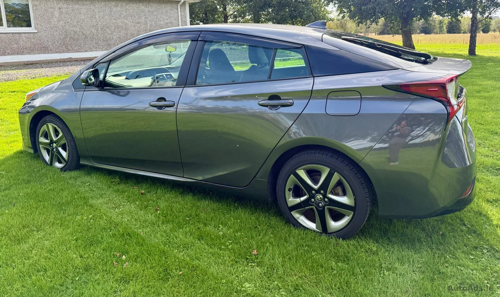 2022 Toyota Prius – photo 3