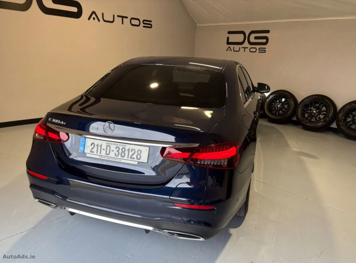 2021 Mercedes-Benz E-Class – photo 9
