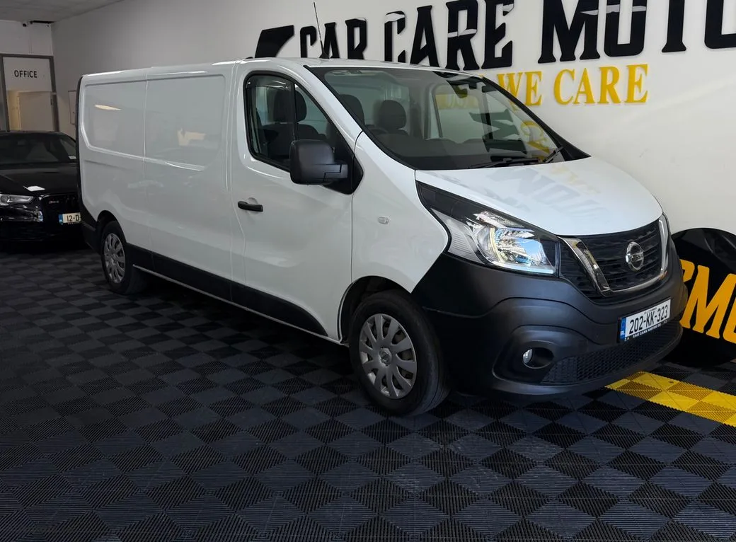2020 Nissan NV300