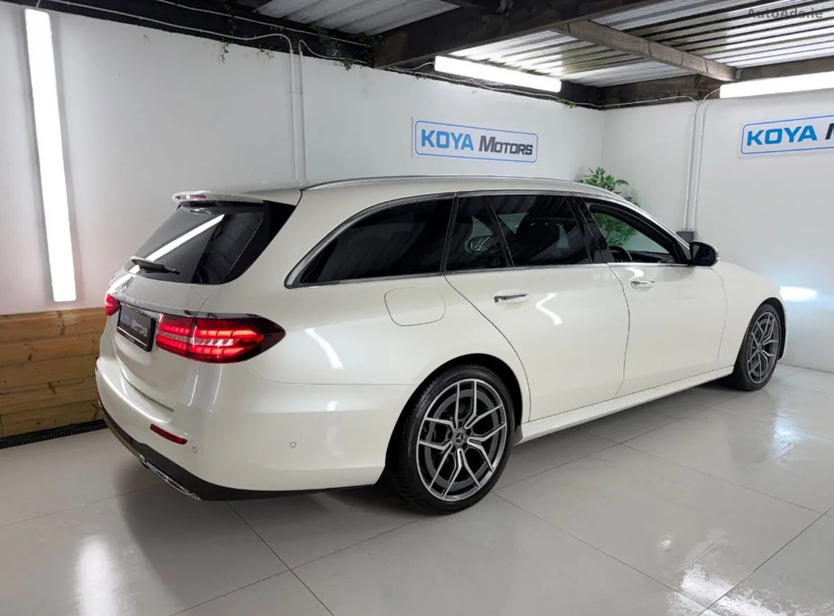 2021 Mercedes-Benz E-Class – photo 9