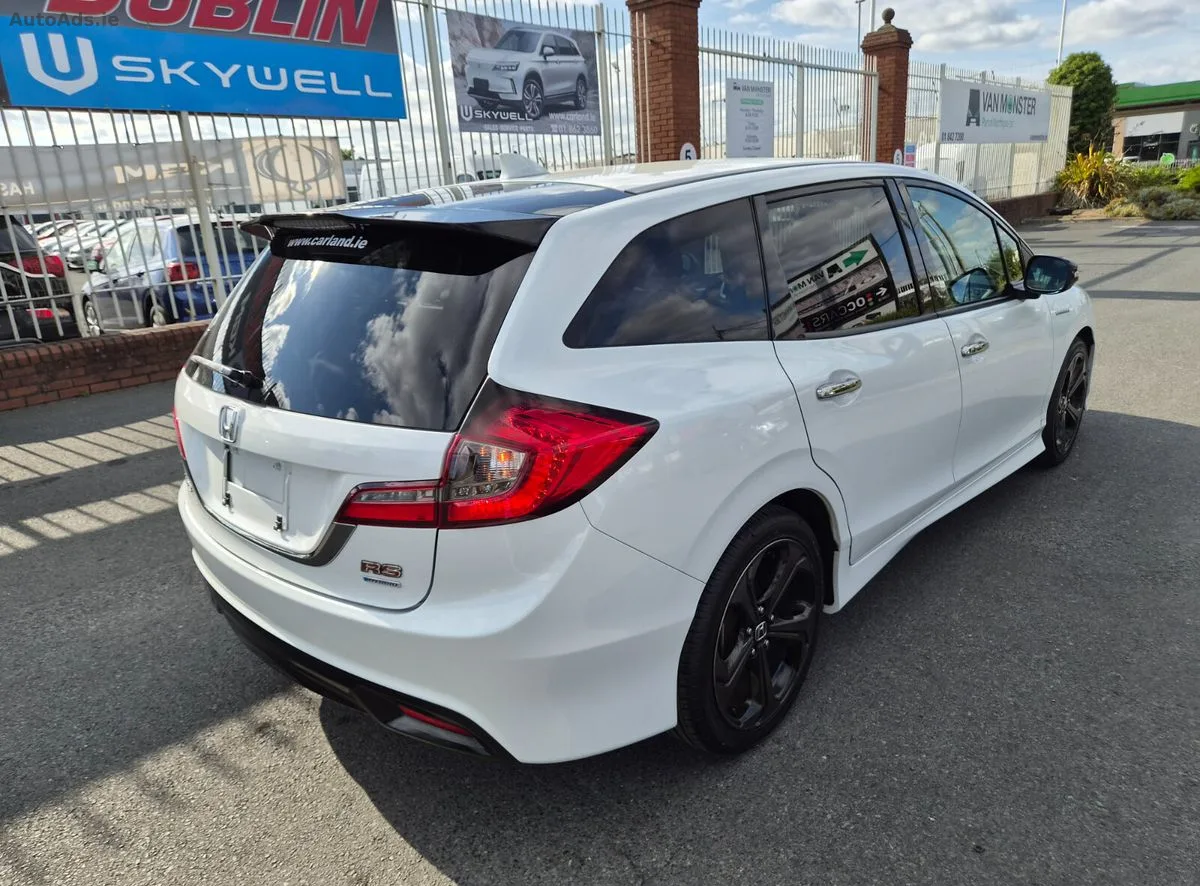 2018 Honda Jade – photo 3