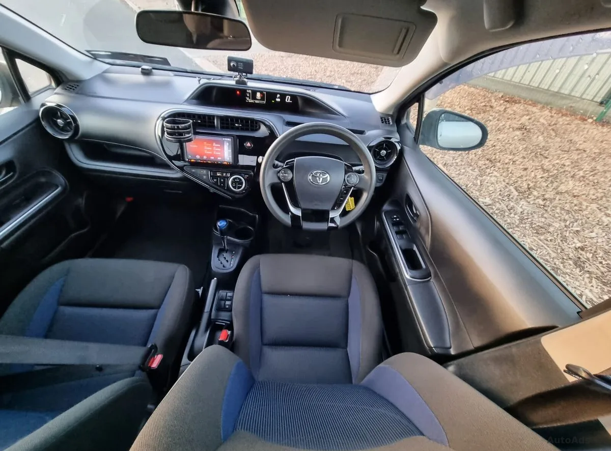 2019 Toyota Aqua – photo 18
