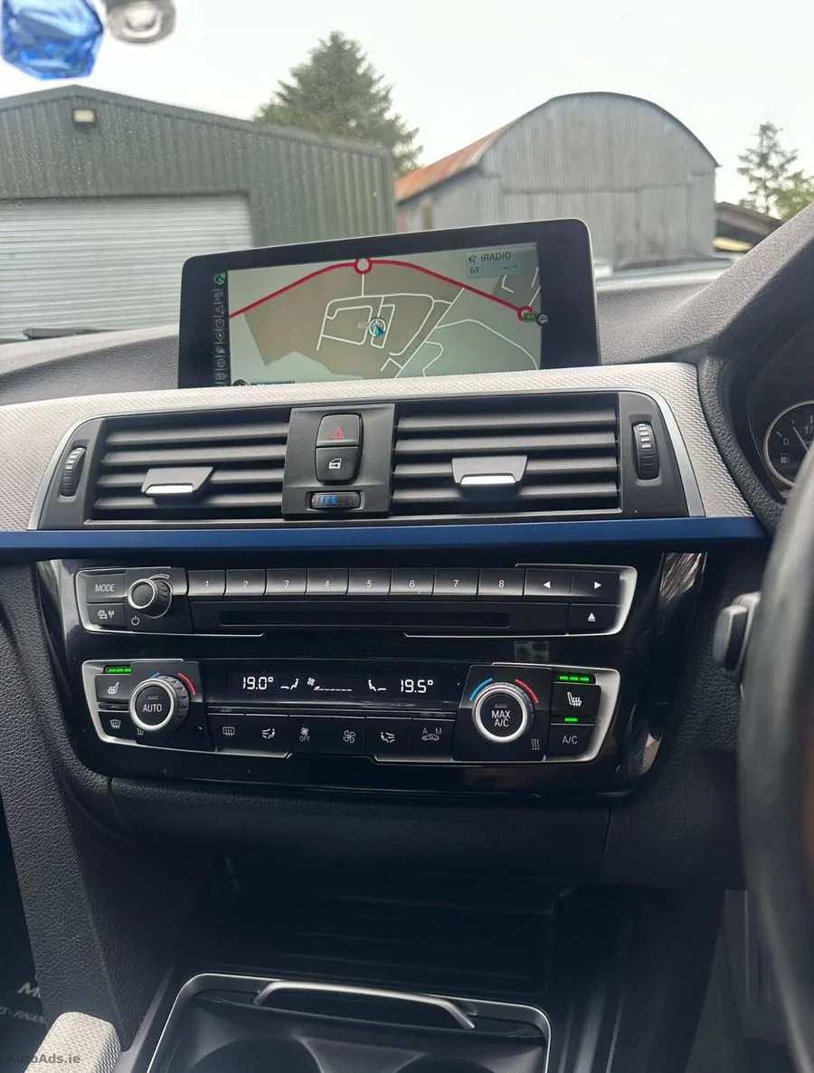 2016 BMW 3-Series – photo 12