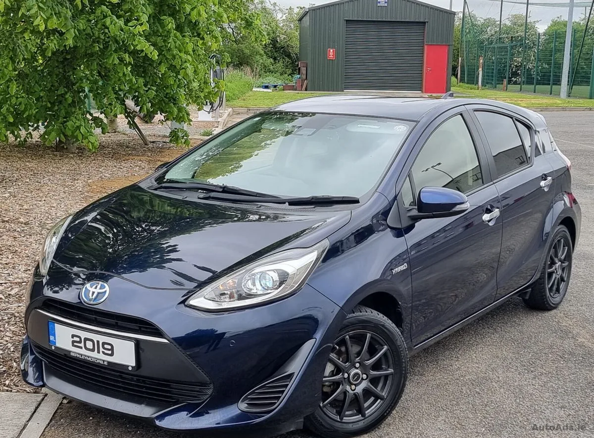 2019 Toyota Aqua – photo 6