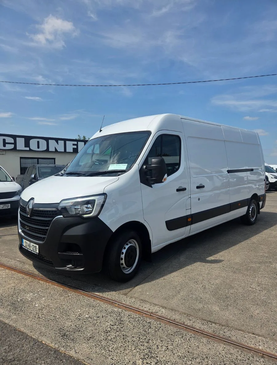 2023 Renault Master