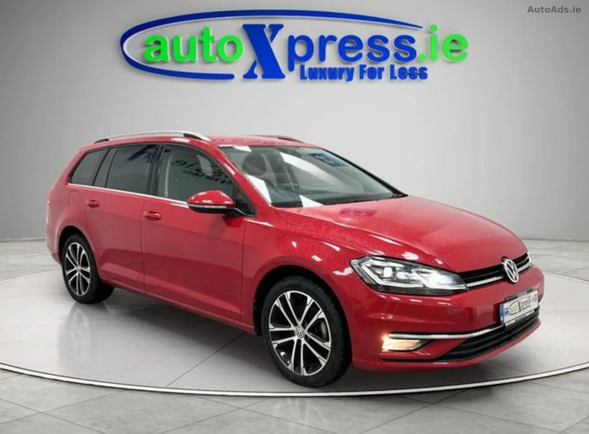 2020 Volkswagen Golf – photo 1