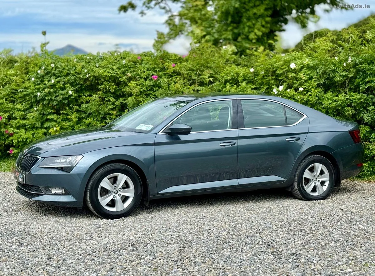 2019 Skoda Superb – photo 9