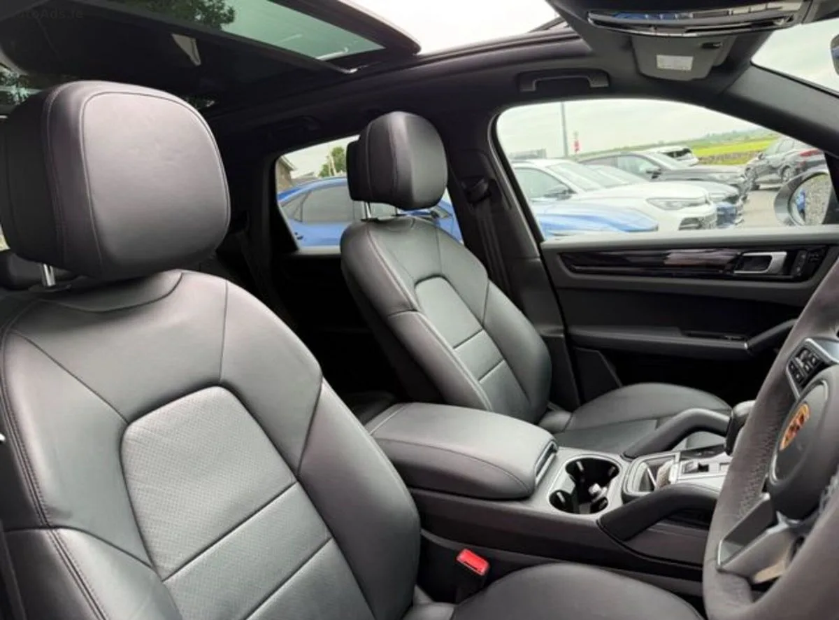 2023 Porsche Cayenne – photo 16