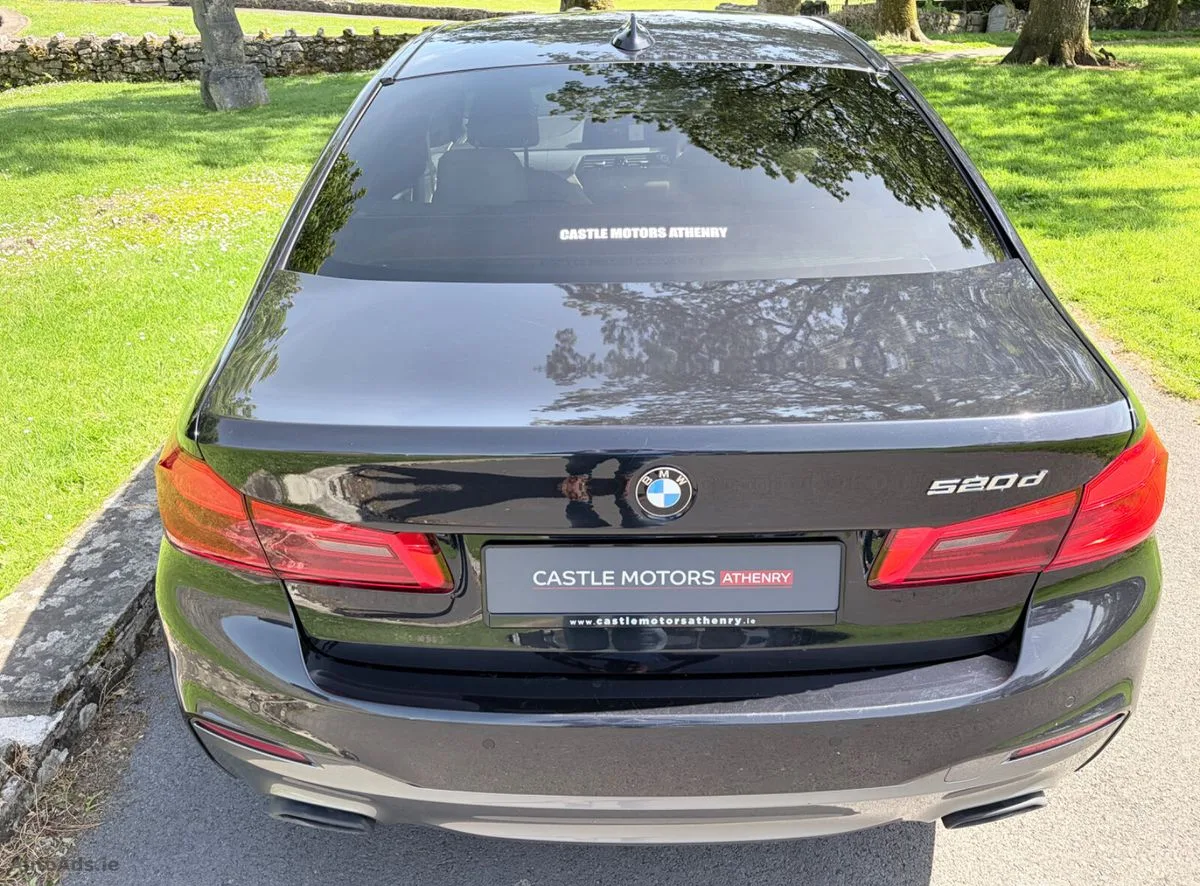 2019 BMW 5-Series – photo 9