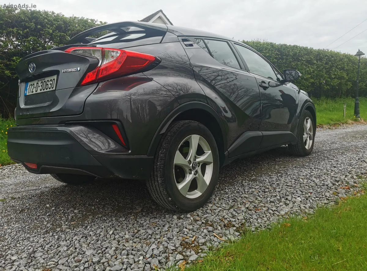 2017 Toyota C-HR – photo 11