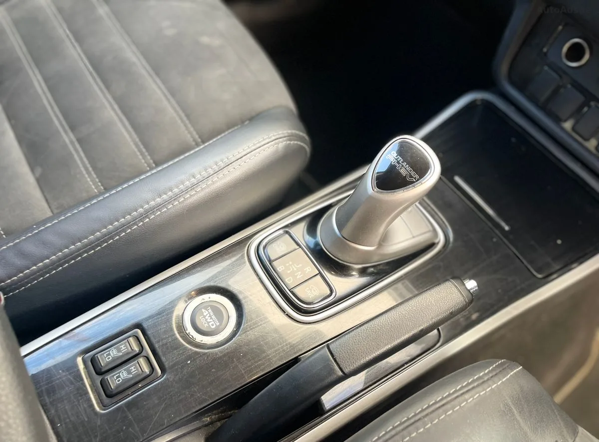 2016 Mitsubishi Outlander – photo 13