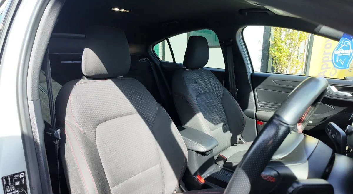 2019 Ford Focus – photo 14