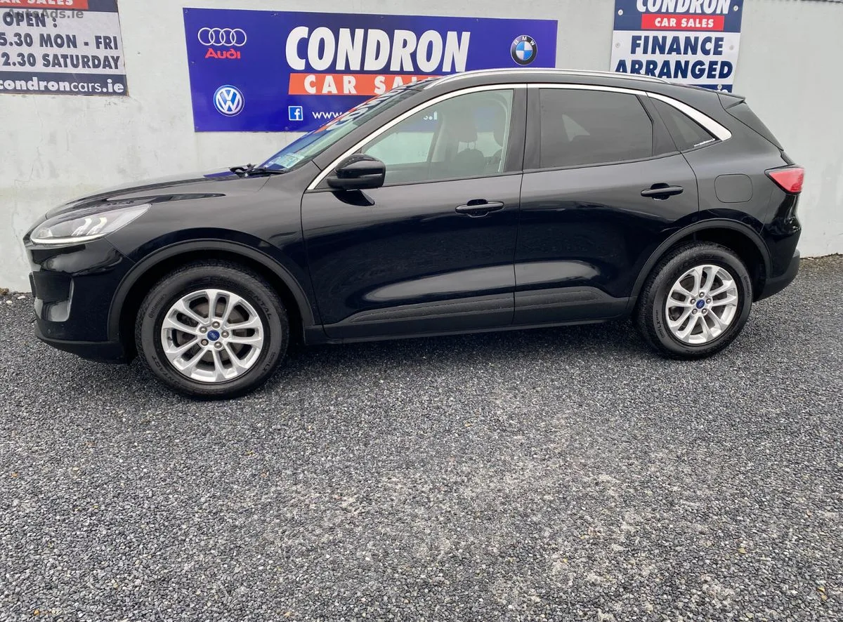2021 Ford Kuga – photo 2