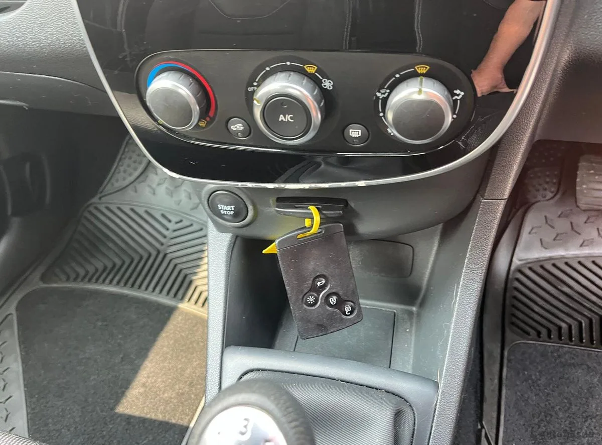 2016 Renault Clio – photo 10