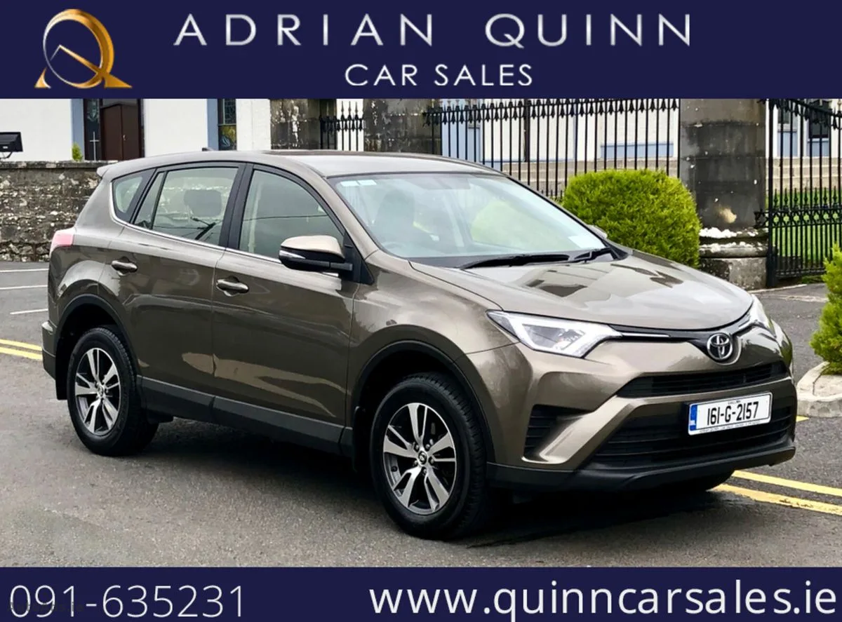 2016 Toyota RAV4 – photo 1