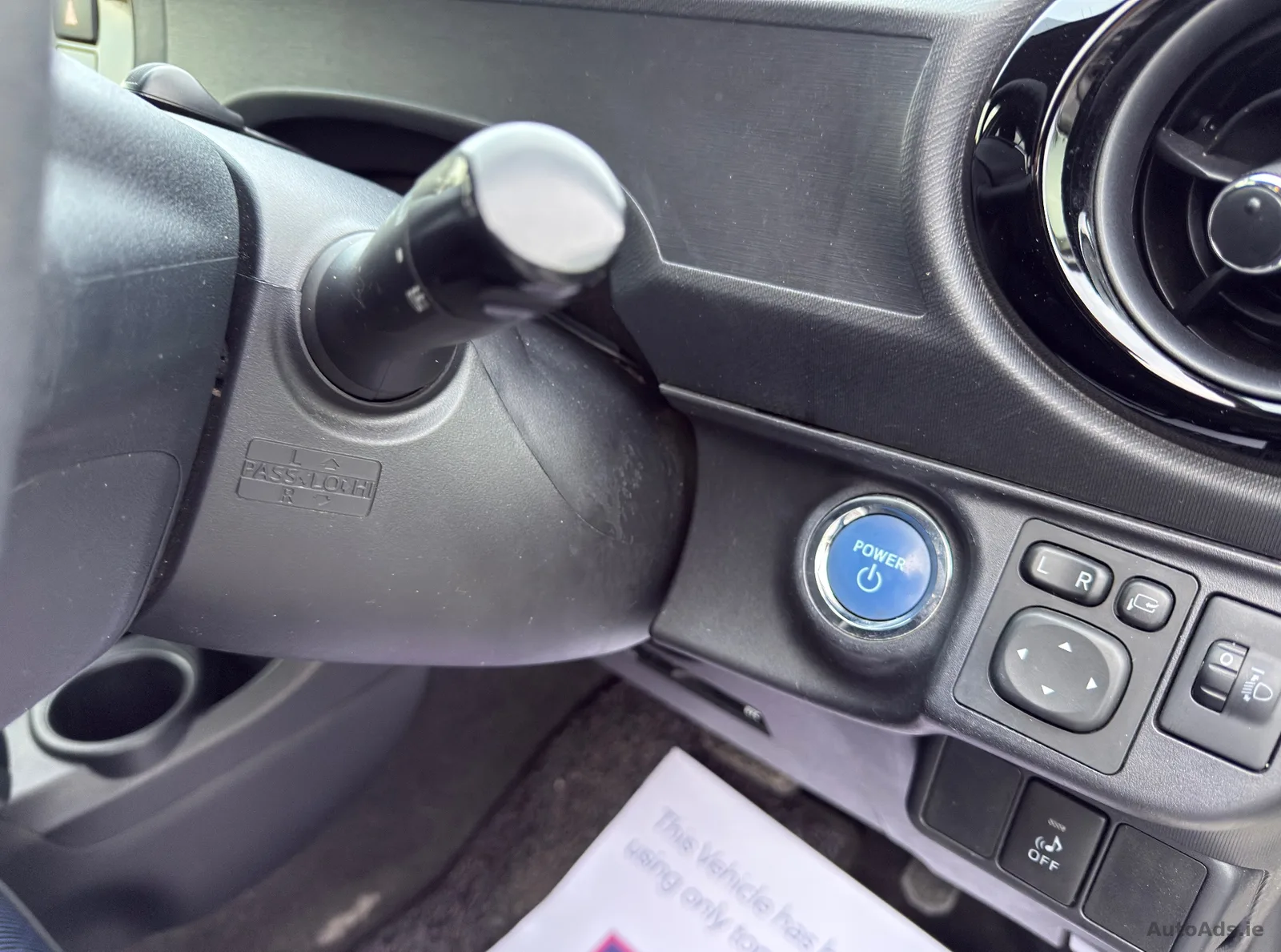 2015 Toyota Aqua – photo 12