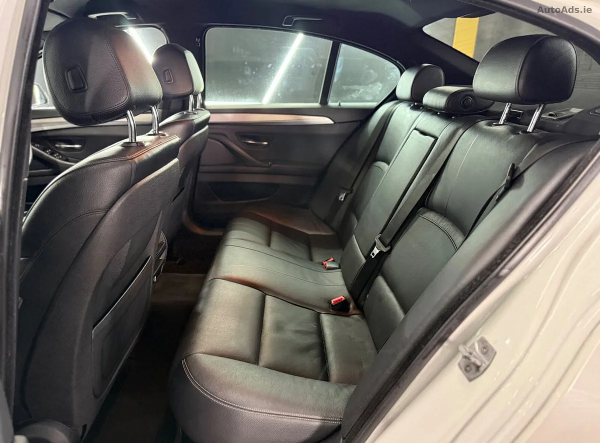 2015 BMW 5-Series – photo 20