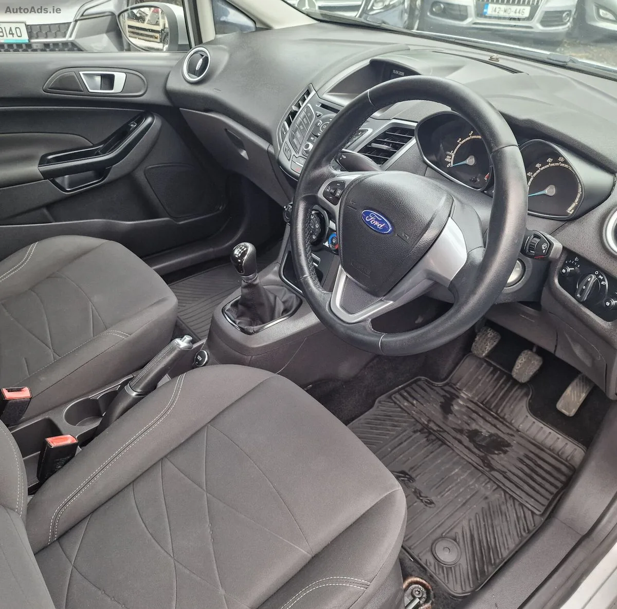 2017 Ford Fiesta – photo 13