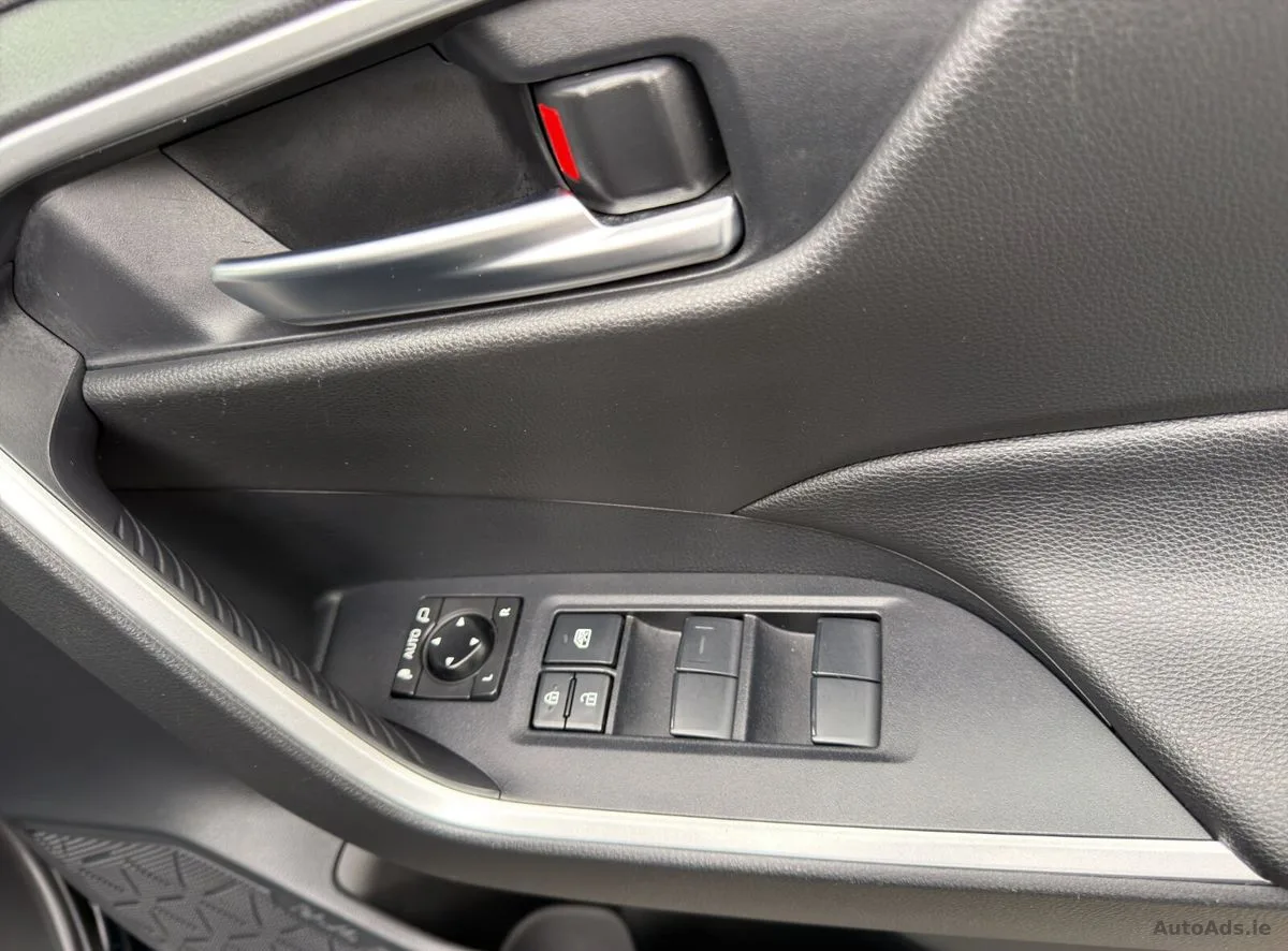 2021 Toyota RAV4 – photo 16