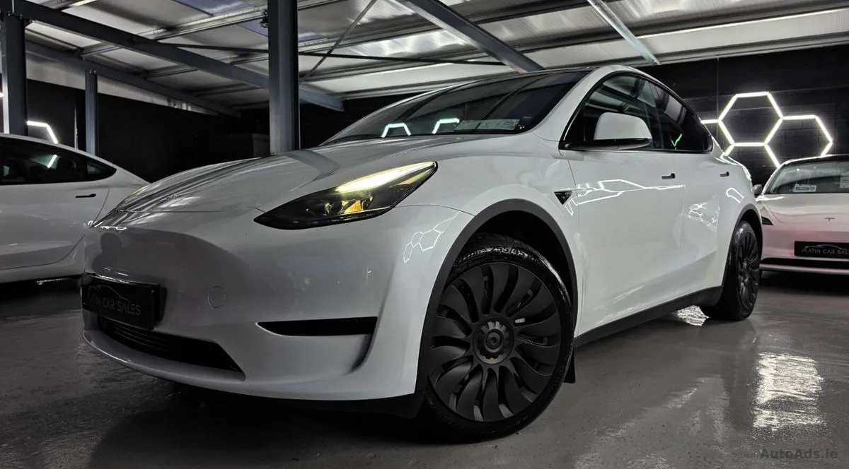 2023 Tesla Model Y – photo 17