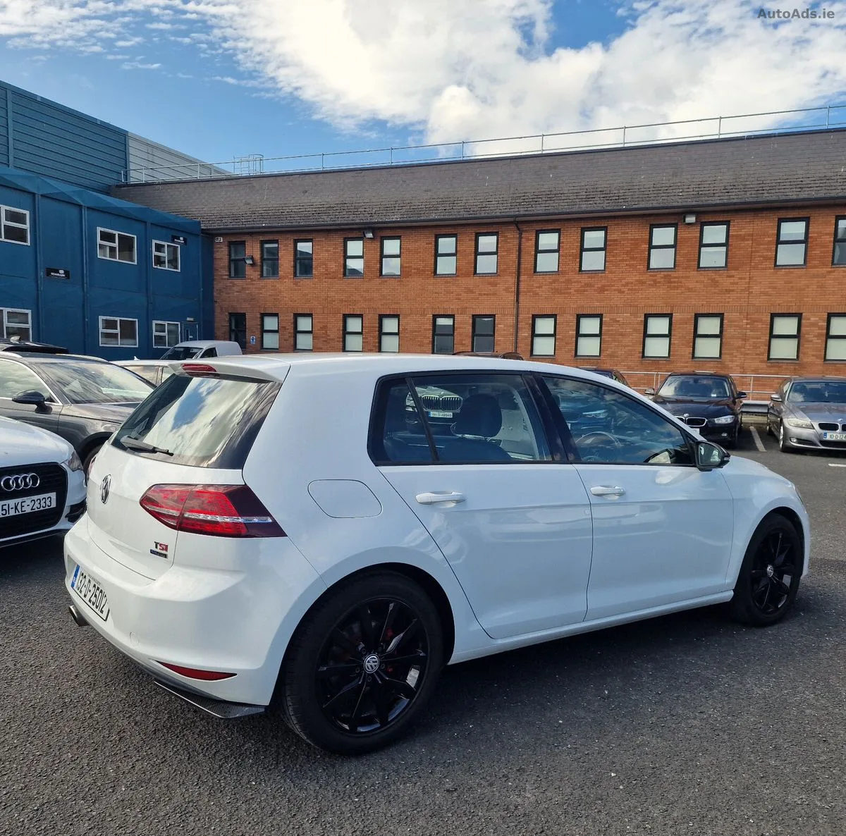 2013 Volkswagen Golf – photo 2