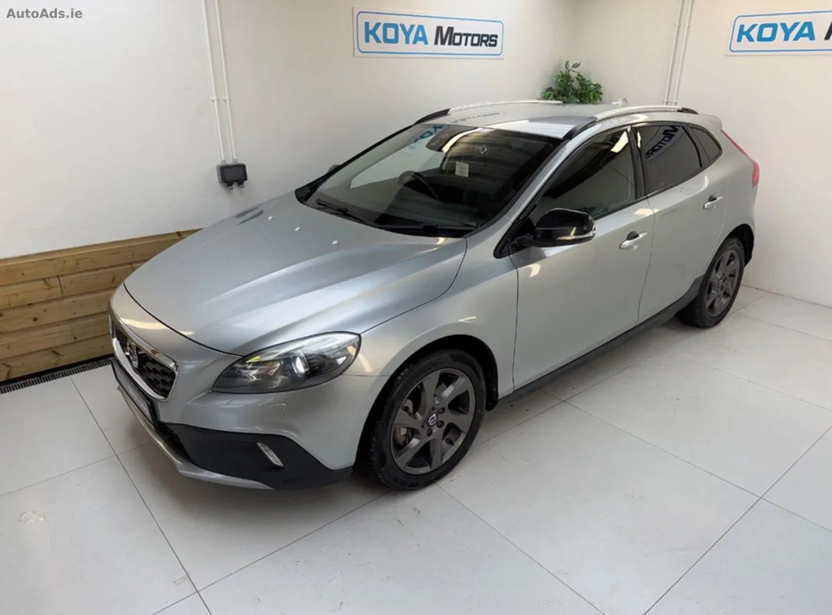 2016 Volvo V40 – photo 2
